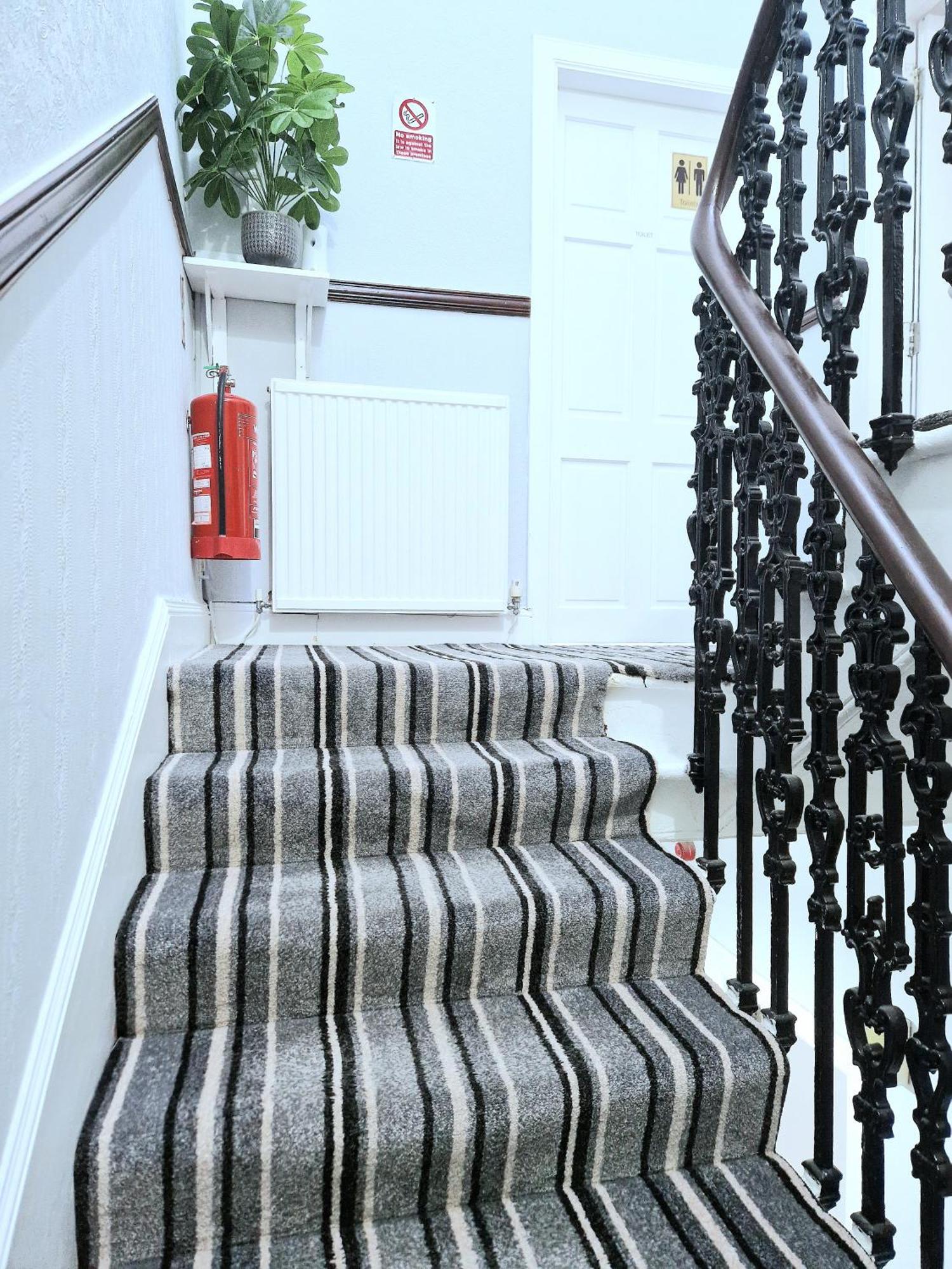 Dalry Guesthouse Эдинбург Экстерьер фото